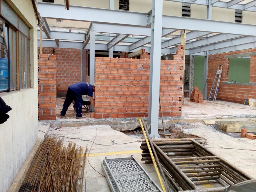 Realiza Construções